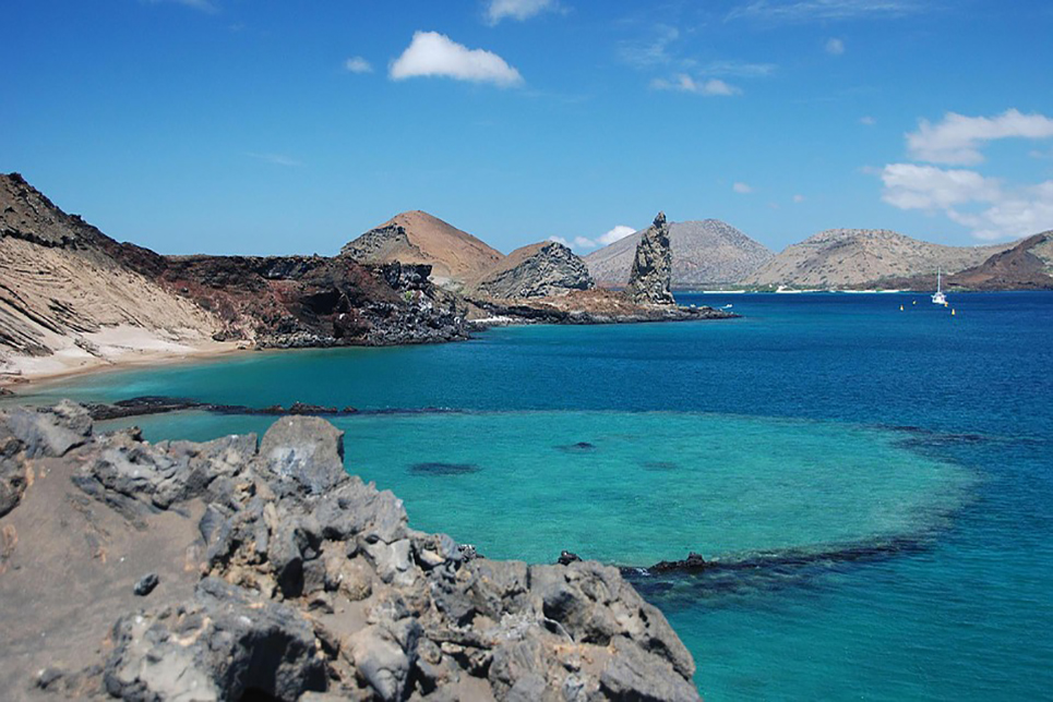 Galapagos islands best places to sail