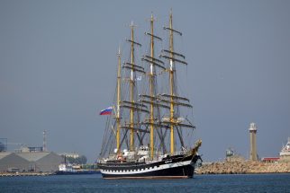 Kruzenshtern in the Parade of Sail