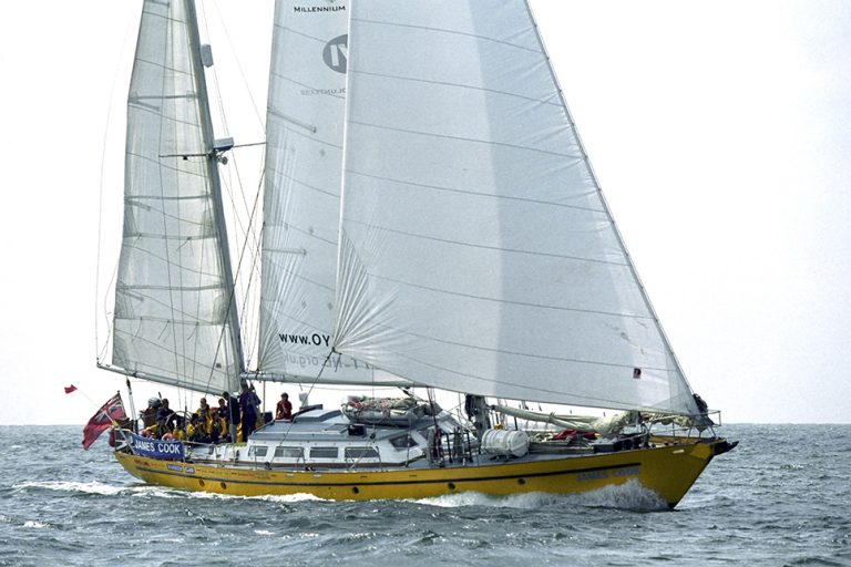sail training vessel james cook (image courtesy of Max Mudie/ASTO).