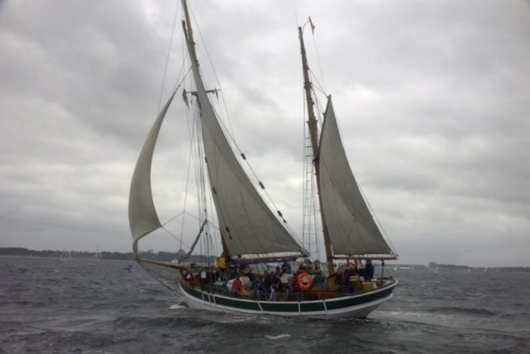 alexa tall ship