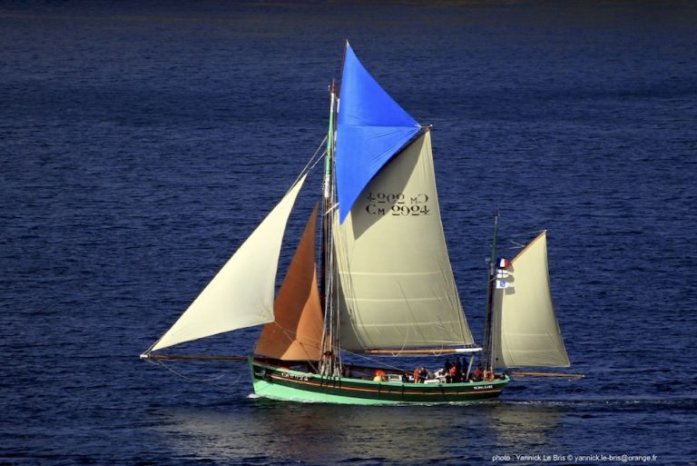 gaff ketch nebuleuse