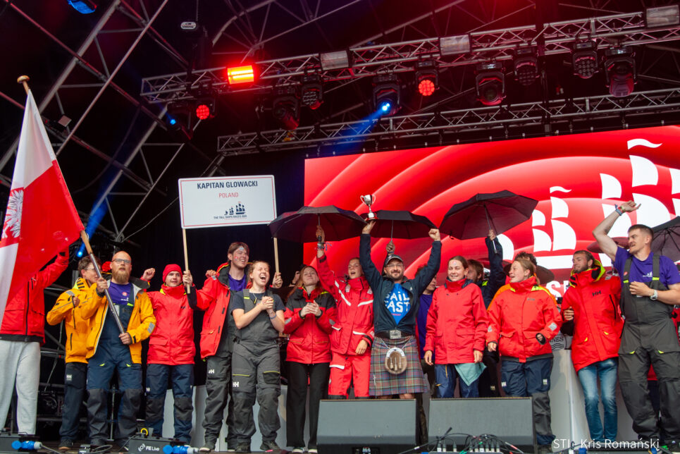 aberdeen prize giving kris romanski-03