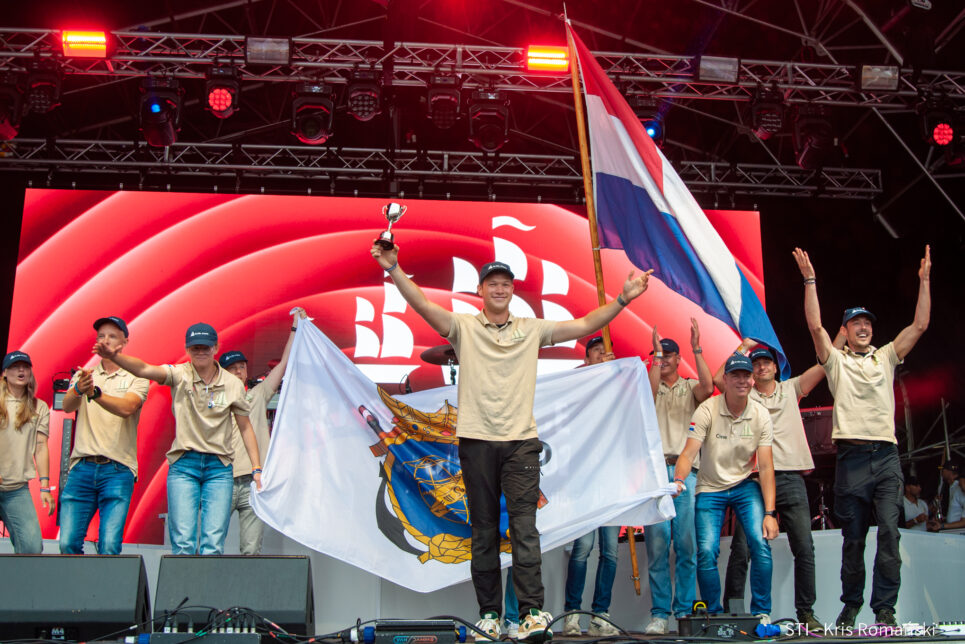 aberdeen prize giving kris romanski-07